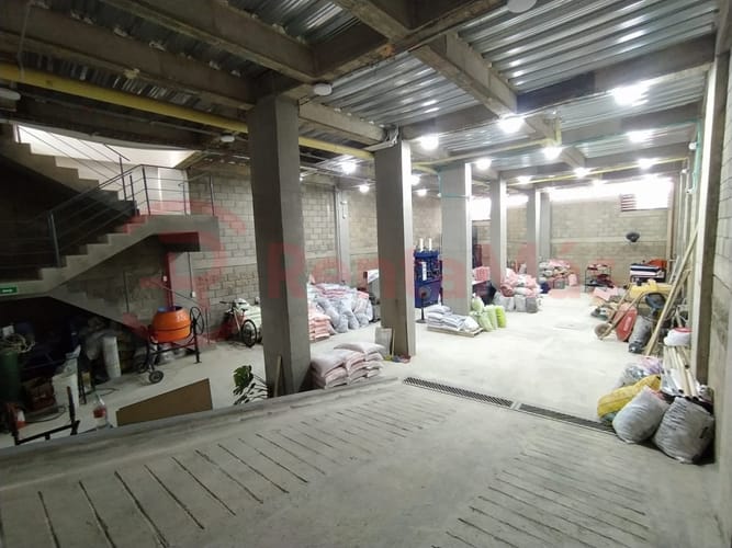 Bodega en venta en Circunvalacion, Cúcuta, 290 m² · foto 2 de 4