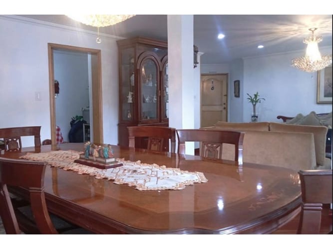 Apartamento de 3 alcobas en venta en Santa Bibiana, Bogotá, 144 m² · foto 5 de 24