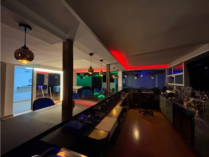 Casa de 4 alcobas en venta en Polo Club, Bogotá, 1079 m² · foto 4 de 20