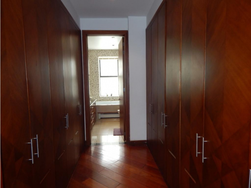 Apartamento en venta en Chico, Bogotá · foto 23 de 24
