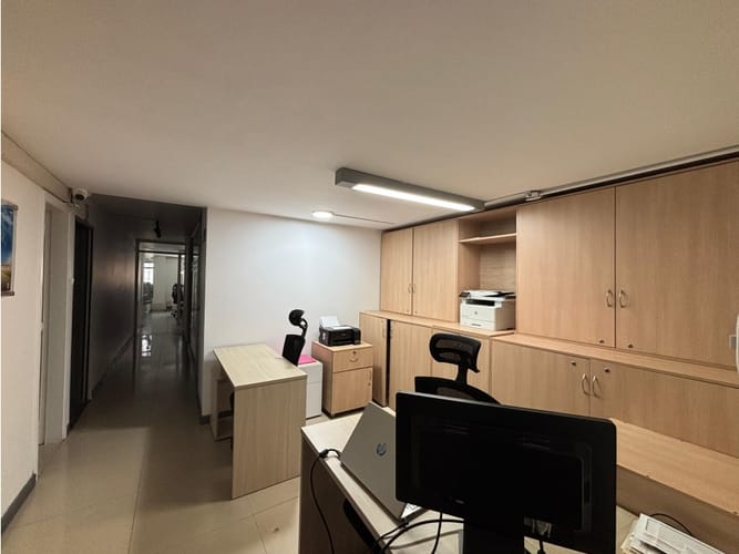 Casa de 4 alcobas en venta en Polo Club, Bogotá, 1079 m² · foto 17 de 20