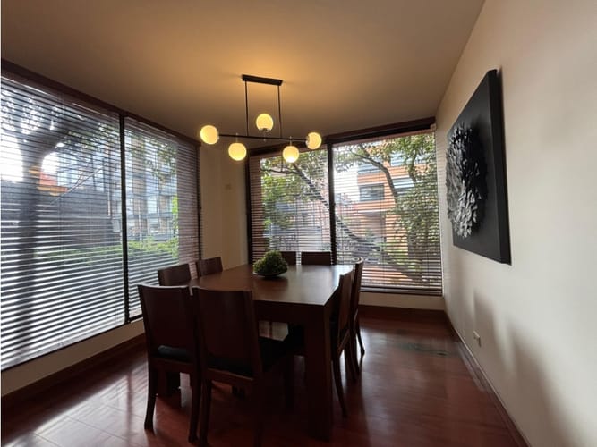 Casa en venta en Chico Norte, Bogotá · foto 8 de 17