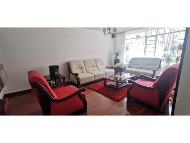 Casa de 4 alcobas en venta en Nueva Autopista, Bogotá, 187 m² · foto 7 de 22