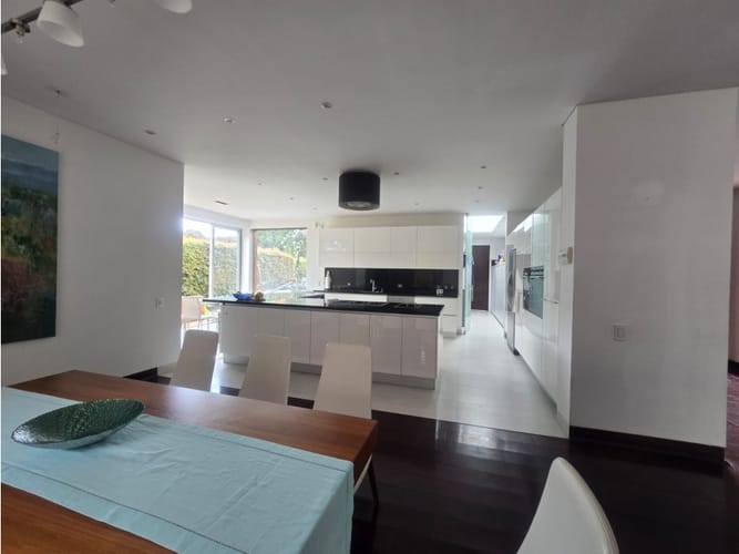Casa de 4 alcobas en venta en San Simón, Bogotá, 1520 m² · foto 3 de 24