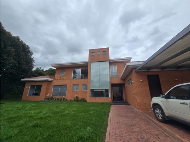 Casa de 4 alcobas en venta en San Simón, Bogotá, 1520 m² · foto 15 de 24