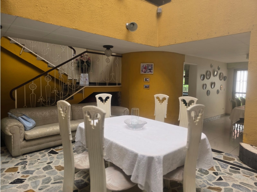 Casa en venta en Cedritos, Bogotá · foto 7 de 24