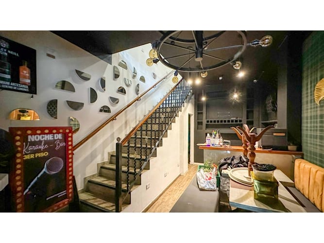 Casa de 1 alcoba en venta en Quinta Camacho, Bogotá, 450 m² · foto 9 de 16