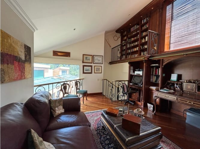 Apartamento de 3 alcobas en venta en Santa Barbara Central, Bogotá, 470 m² · foto 5 de 17