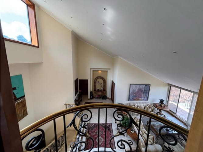 Apartamento de 3 alcobas en venta en Santa Barbara Central, Bogotá, 470 m² · foto 7 de 17
