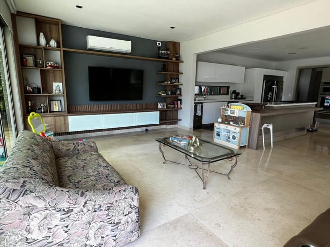 Casa de 4 alcobas en venta en Ruitoque, Bucaramanga, 1188 m² · foto 12 de 24