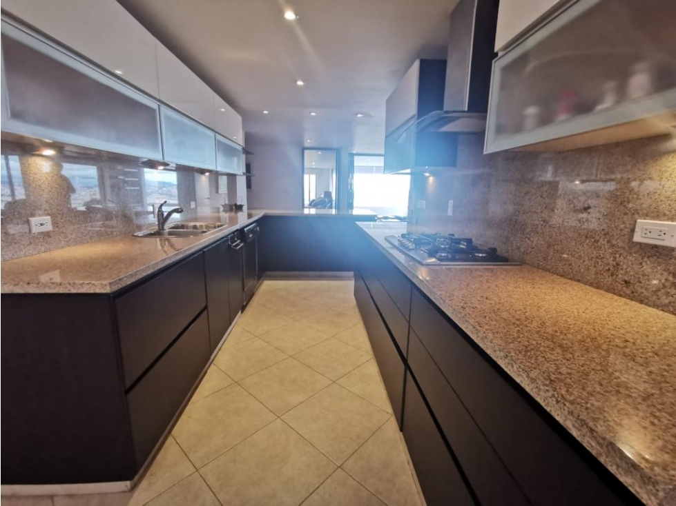 Apartamento en venta en Chicó Alto, Bogotá · foto 6 de 22