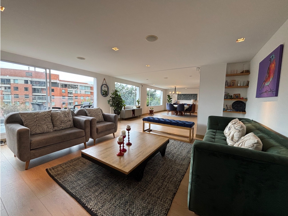 Apartamento en venta en El Refugio, Bogotá · foto 2 de 24