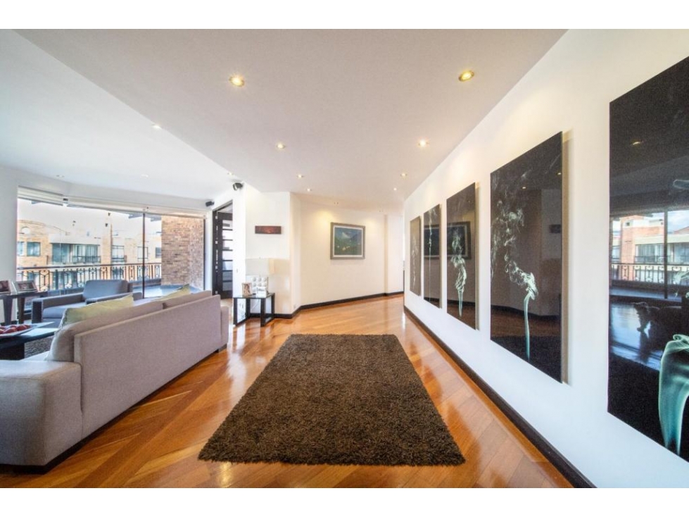 Apartamento en venta en Chicó Navarra, Bogotá · foto 6 de 24