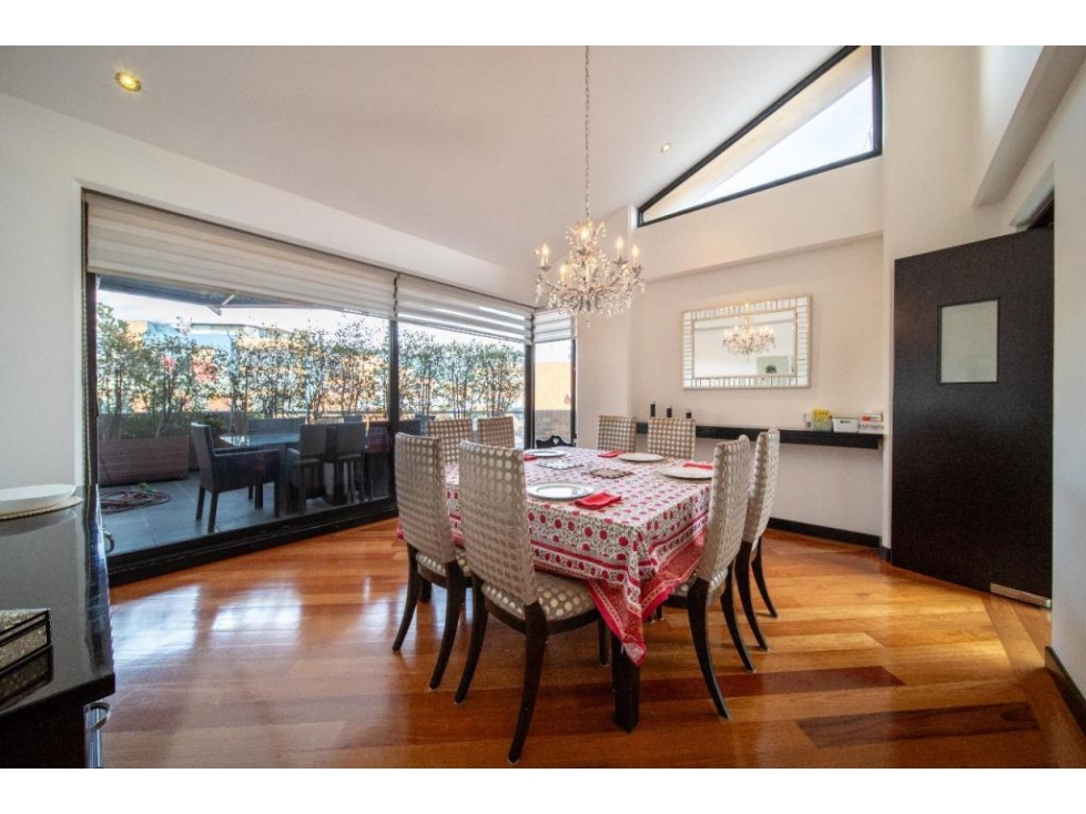 Apartamento en venta en Chicó Navarra, Bogotá · foto 8 de 24