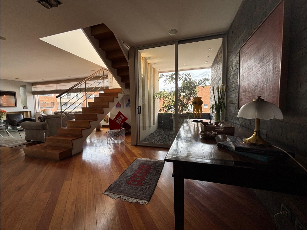 Apartamento en venta en Chico Norte, Bogotá · foto 2 de 24