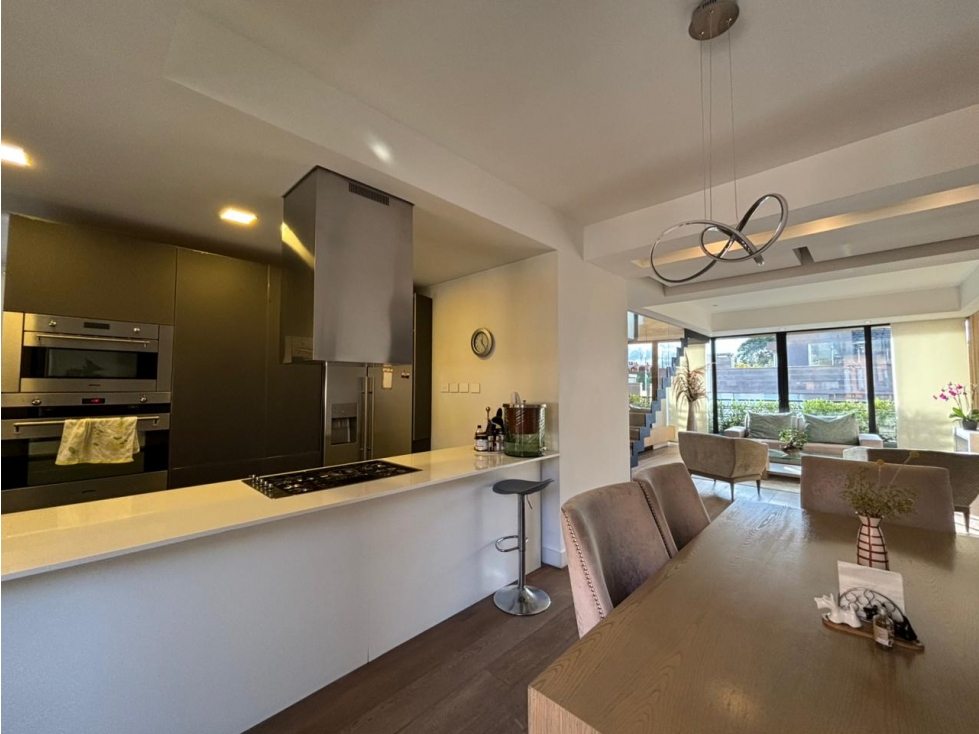 Apartamento en venta en El Chico, Bogotá · foto 3 de 24