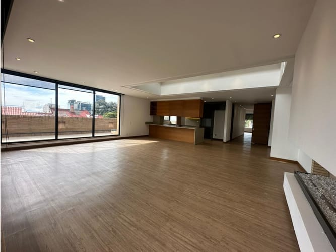 Apartamento en venta en Santa Barbara Alta, Bogotá · foto 3 de 24