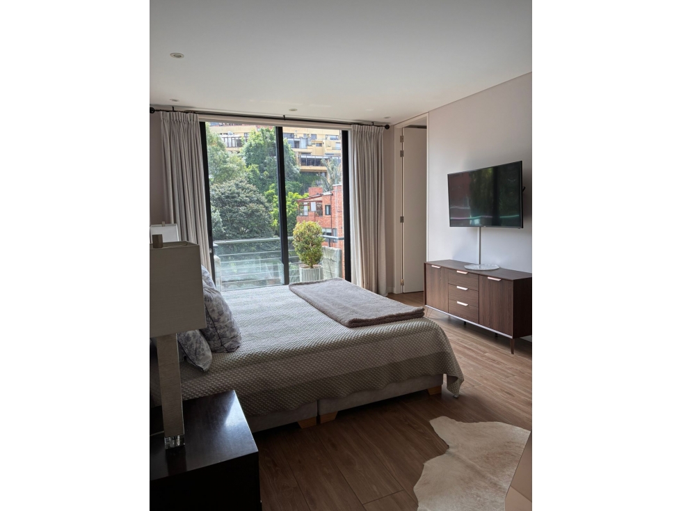 Apartamento en venta en Los Rosales, Bogotá · foto 6 de 24