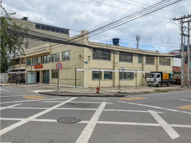 Casa en venta en La Castellana, Bogotá, 850 m² · foto 20 de 20