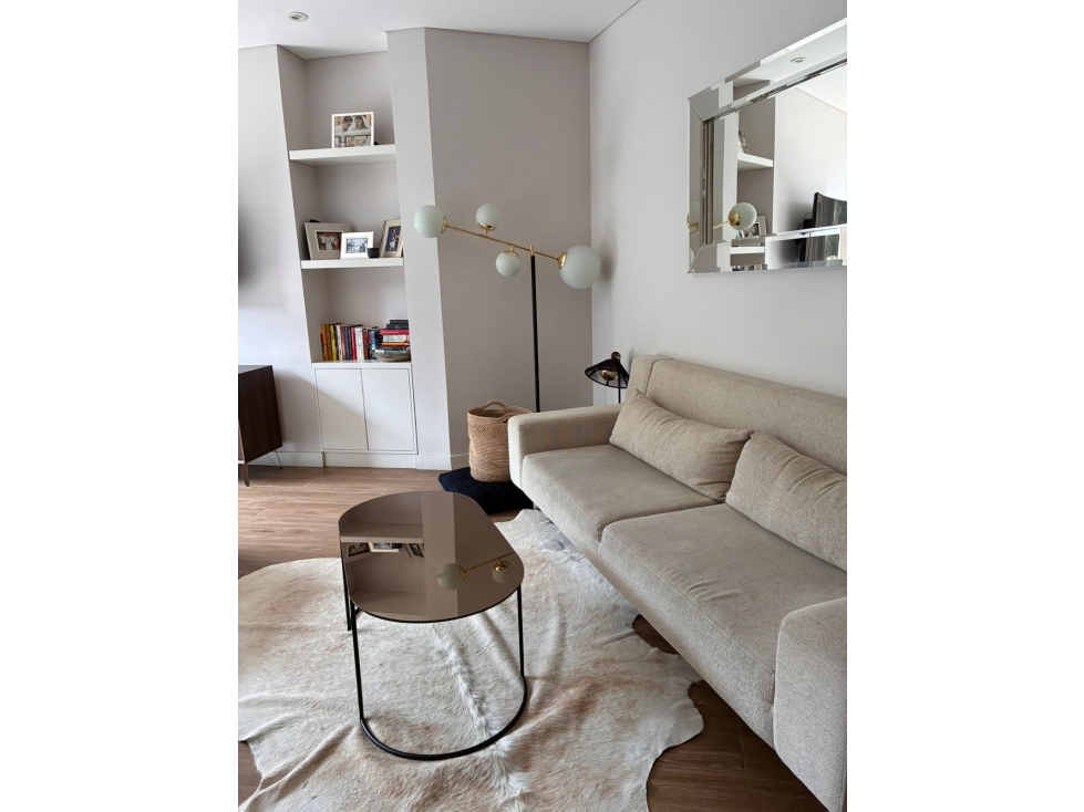 Apartamento en venta en Los Rosales, Bogotá · foto 13 de 24