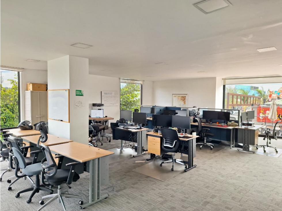 Office for rent in Cedritos, Bogotá
