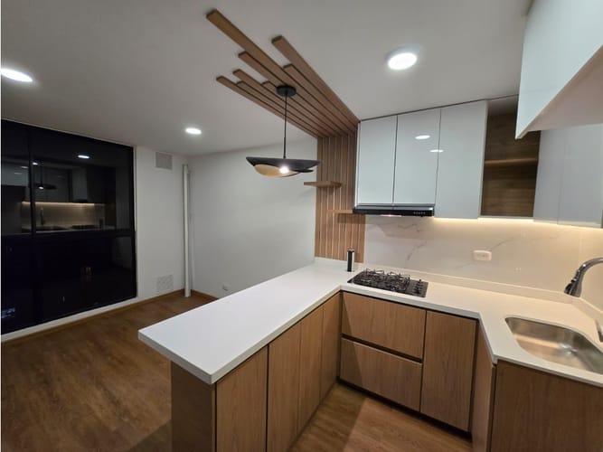 Apartamento de 1 alcoba en arriendo en Colina Campestre, Bogotá, 32 m² · foto 4 de 15