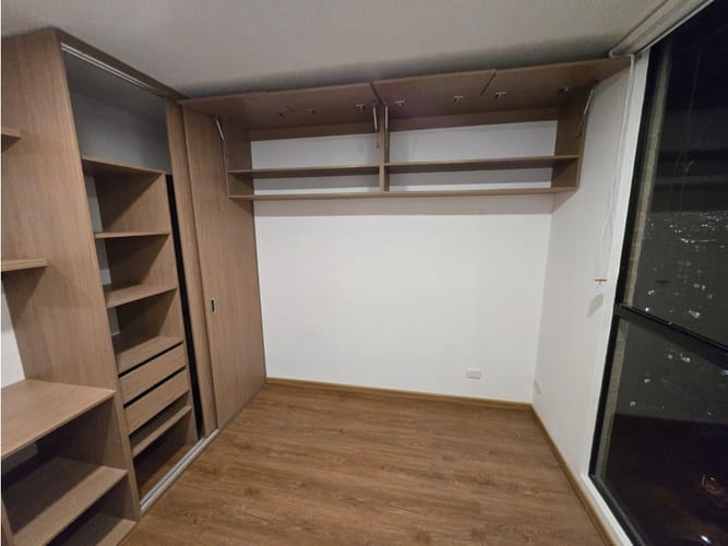 Apartamento de 1 alcoba en arriendo en Colina Campestre, Bogotá, 32 m² · foto 10 de 15