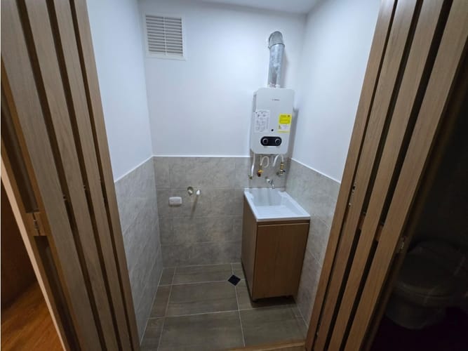 Apartamento de 1 alcoba en arriendo en Colina Campestre, Bogotá, 32 m² · foto 11 de 15