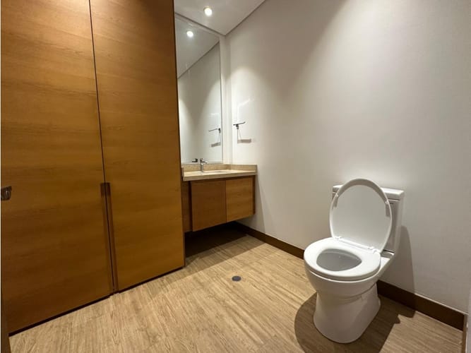 Apartamento de 2 alcobas en venta en Santa Barbara Alta, Bogotá, 147 m² · foto 18 de 21