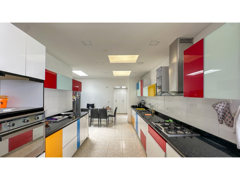 Apartamento en venta en Santa Barbara, Bogotá · foto 3 de 17