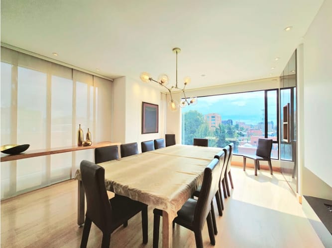 Apartamento de 5 alcobas en venta en Chicó Navarra, Bogotá, 450 m² · foto 8 de 15