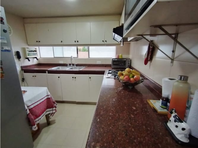 Apartamento de 3 alcobas en venta en Chicó Reservado, Bogotá, 130 m² · foto 4 de 24