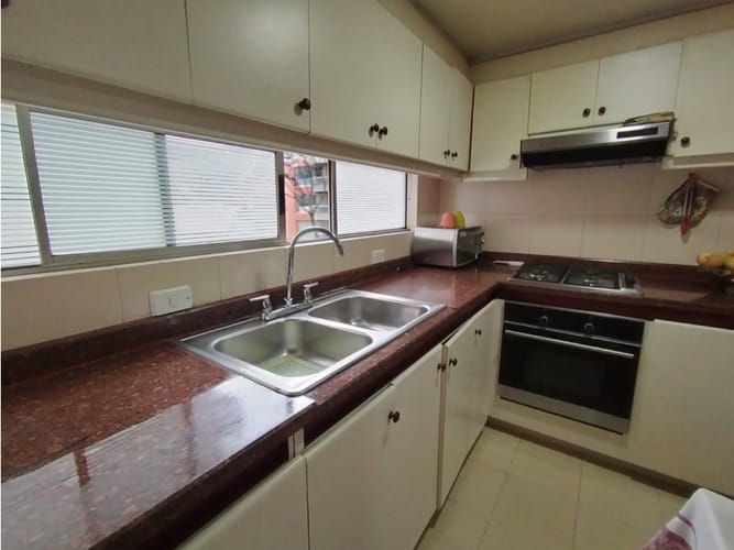 Apartamento de 3 alcobas en venta en Chicó Reservado, Bogotá, 130 m² · foto 7 de 24
