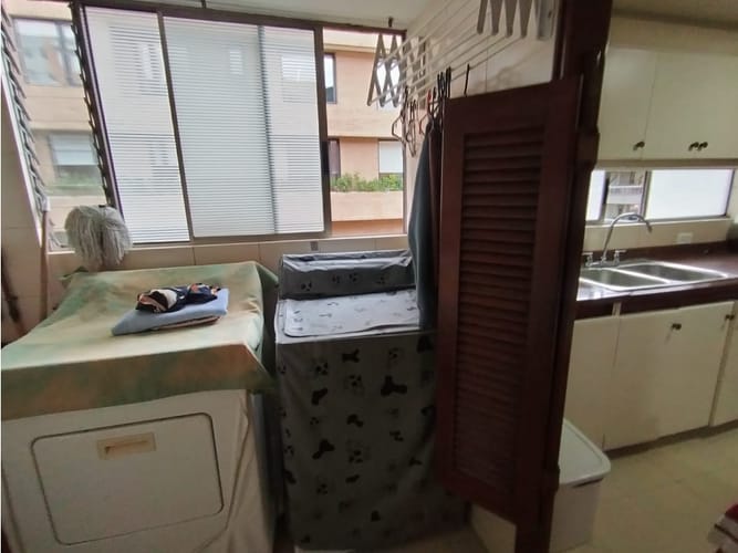 Apartamento de 3 alcobas en venta en Chicó Reservado, Bogotá, 130 m² · foto 8 de 24