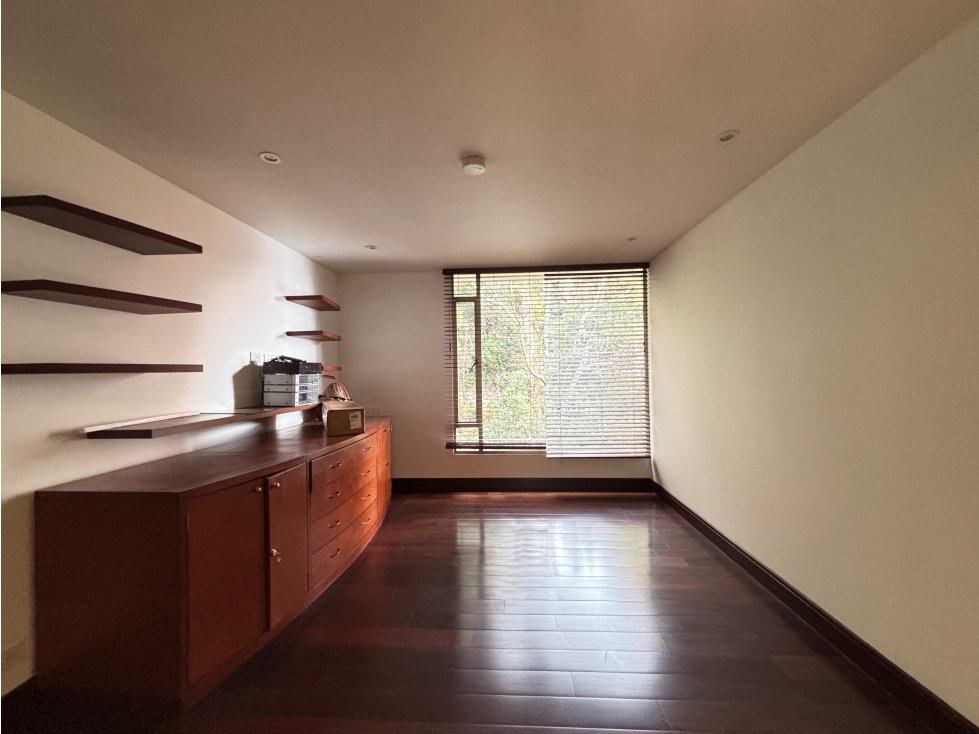 Apartamento en venta en El Refugio, Bogotá · foto 5 de 18
