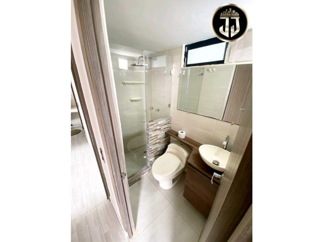 Apartamento de 3 alcobas en venta en San Luis, Madrid, 56 m² · foto 6 de 8