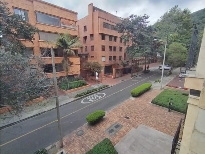 Apartamento de 3 alcobas en venta en Chicó Reservado, Bogotá, 130 m² · foto 19 de 24