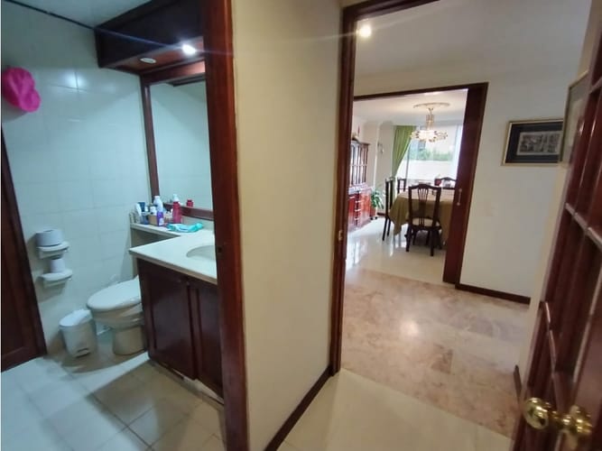 Apartamento de 3 alcobas en venta en Chicó Reservado, Bogotá, 130 m² · foto 24 de 24