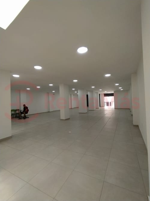 Local en venta en Circunvalacion, Cúcuta, 214 m² · foto 4 de 5