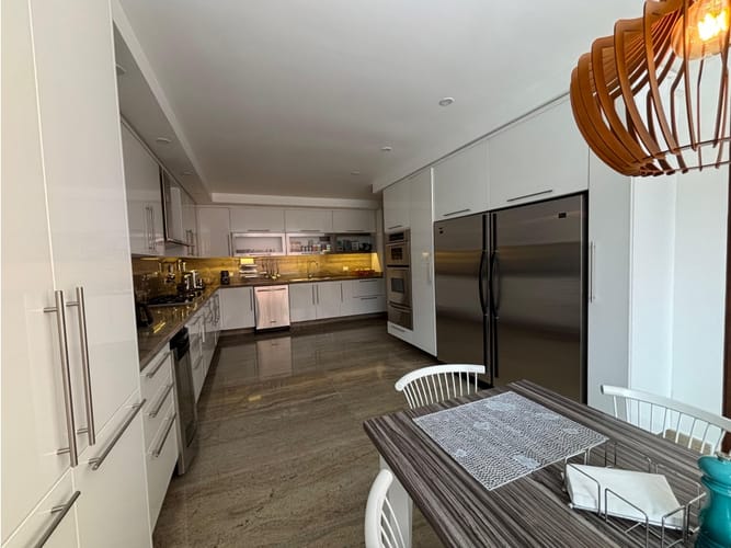 Apartamento de 4 alcobas en venta en Santa Barbara Alta, Bogotá, 400 m² · foto 6 de 24