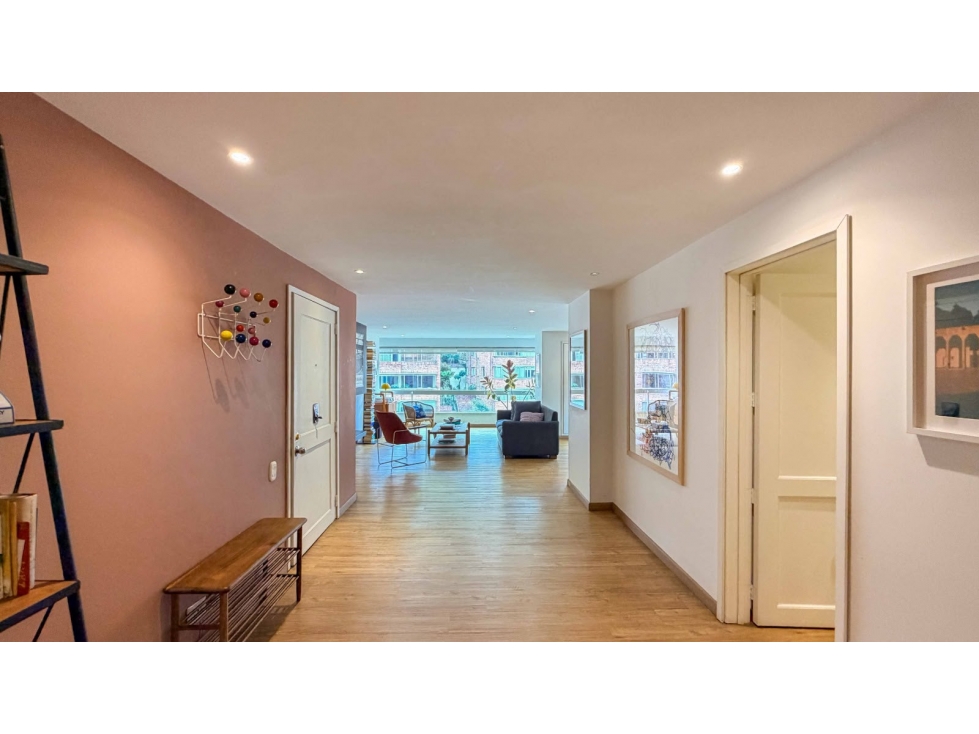 Apartamento en venta en Los Rosales, Bogotá · foto 8 de 22