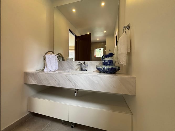 Apartamento de 4 alcobas en venta en Santa Barbara Alta, Bogotá, 400 m² · foto 23 de 24
