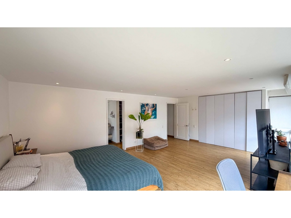 Apartamento en venta en Los Rosales, Bogotá · foto 13 de 22