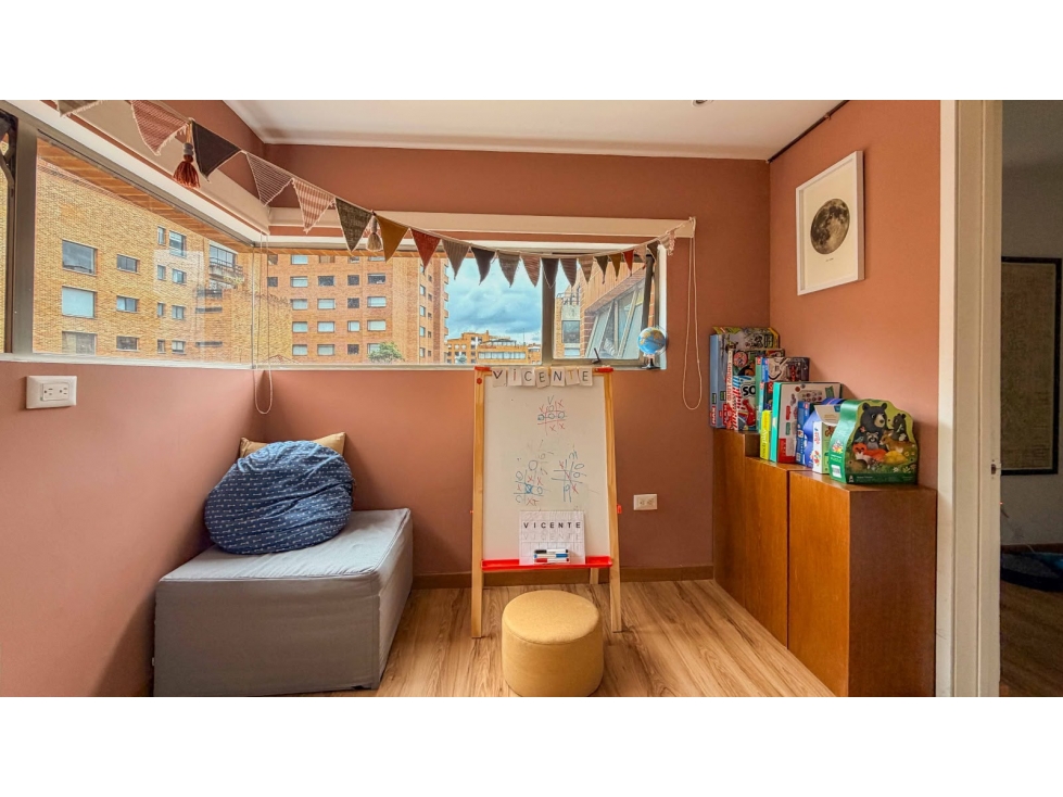 Apartamento en venta en Los Rosales, Bogotá · foto 16 de 22