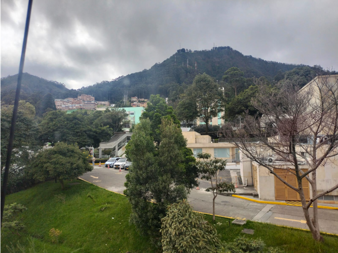 Apartamento de 2 alcobas en venta en Chicó Alto, Bogotá, 76 m² · foto 5 de 10