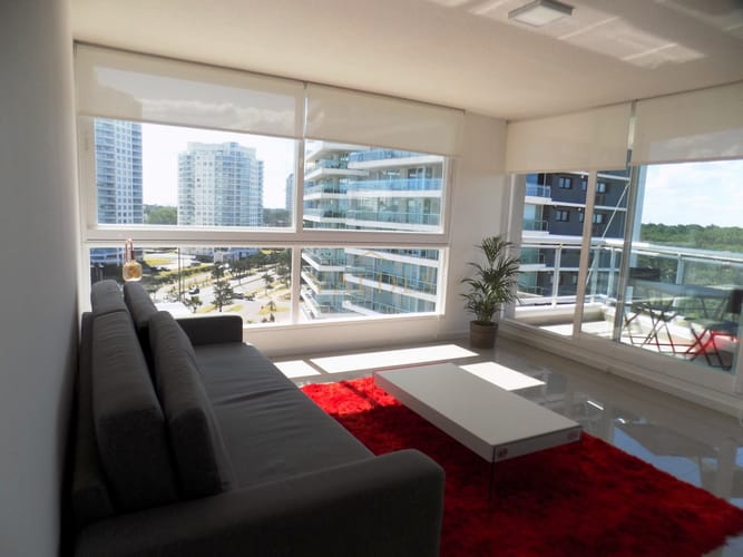 VENTA Y ALQUILER!! AMPLIO APARTAMENTO UN DORMITORIO !! · Foto 2