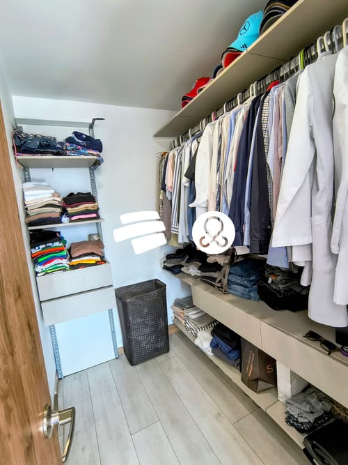 Apartamento de 2 alcobas en venta en El Poblado, Medellín, 87 m² · foto 4 de 19