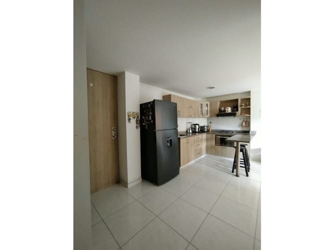 Apartamento de 3 alcobas en venta en La Maria, Copacabana, 80 m² · foto 2 de 19