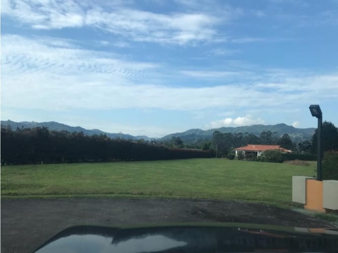 Lote en venta en El Tablazo, Rionegro · foto 3 de 8