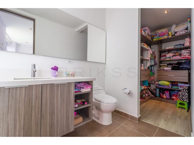 Casa de 4 alcobas en venta en Pantanillo, El Retiro, 392 m² · foto 12 de 23